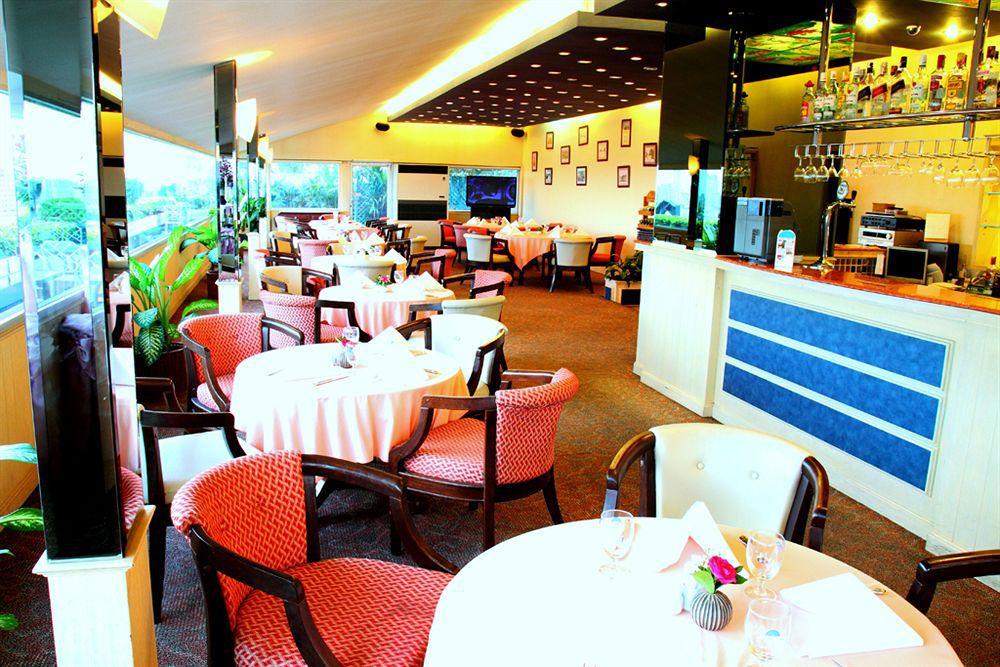Grande Ville Hotel Бангкок Ресторан фото