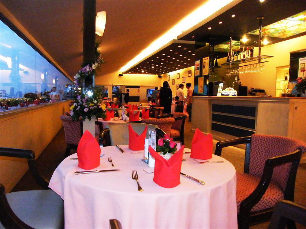 Grande Ville Hotel Бангкок Ресторан фото